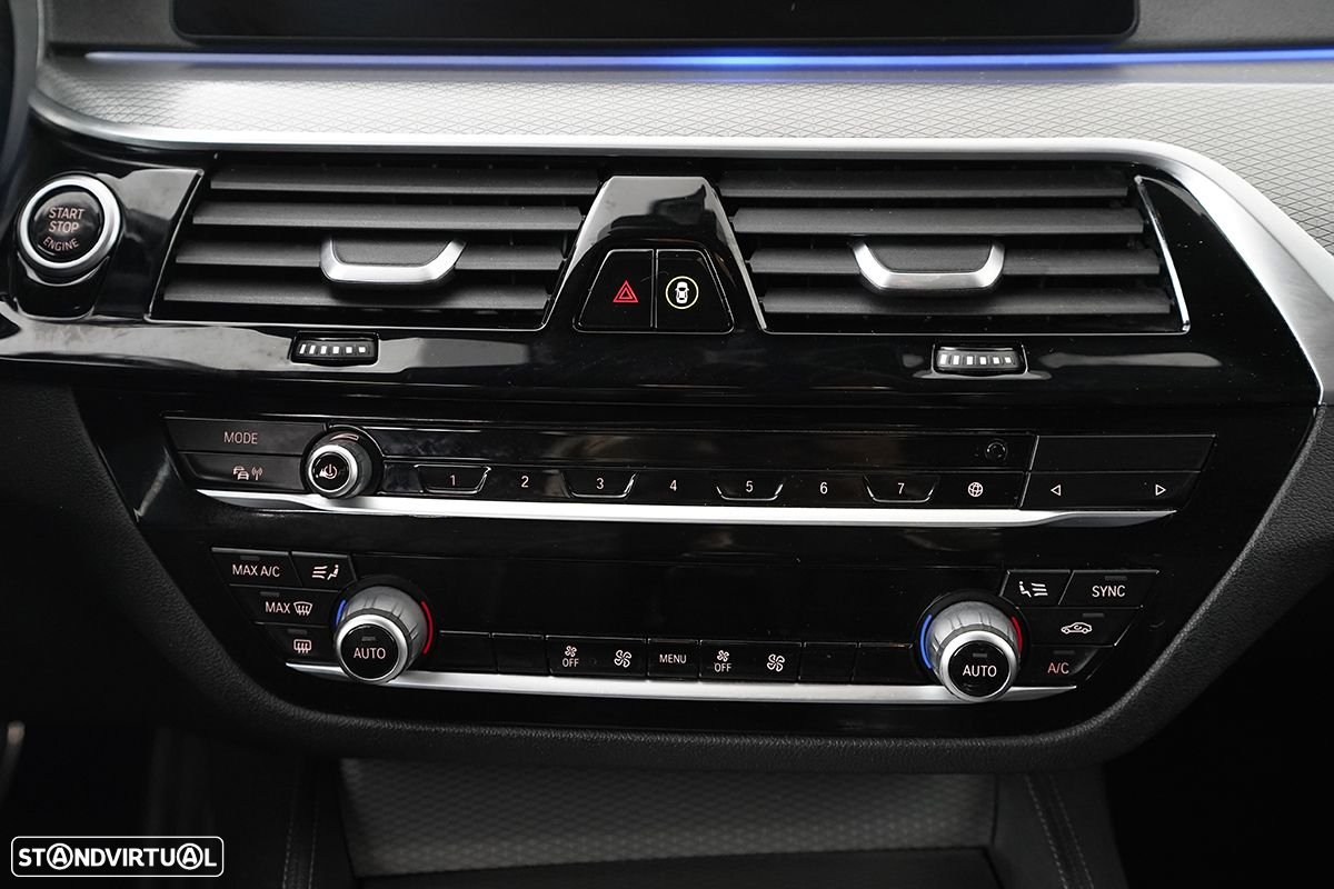 BMW 520 d Pack M Auto - 13