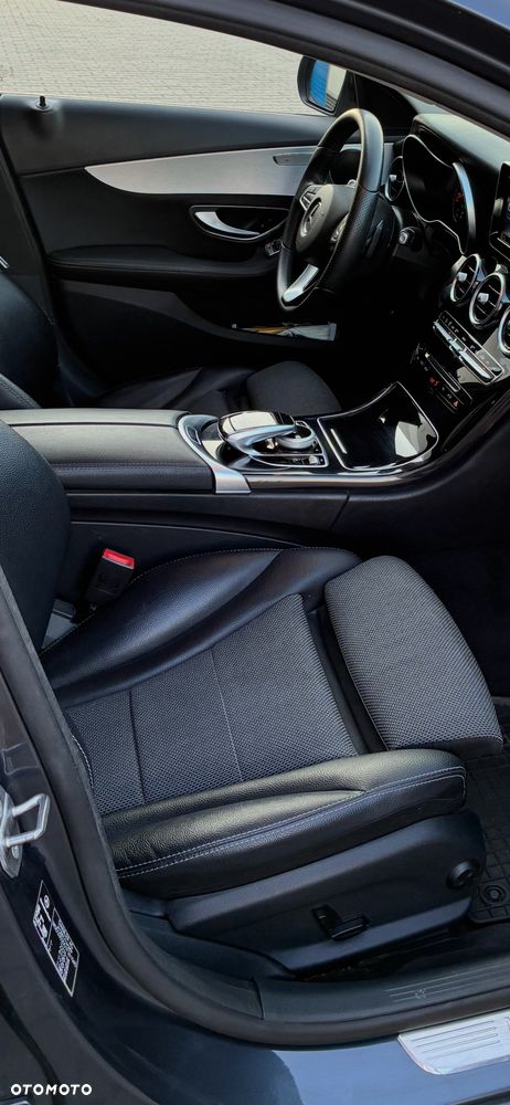 Mercedes-Benz Klasa C 220 d 4Matic 7G-TRONIC Avantgarde - 12