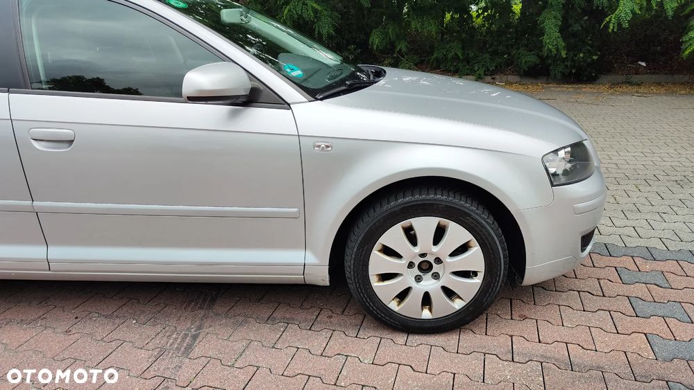 Audi A3 Sportback 1.6 Attraction - 12