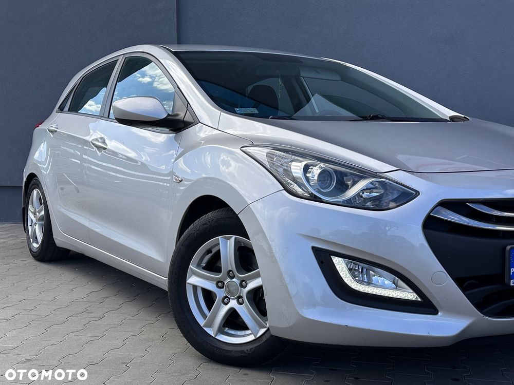 Hyundai i30 1.4 Comfort - 11