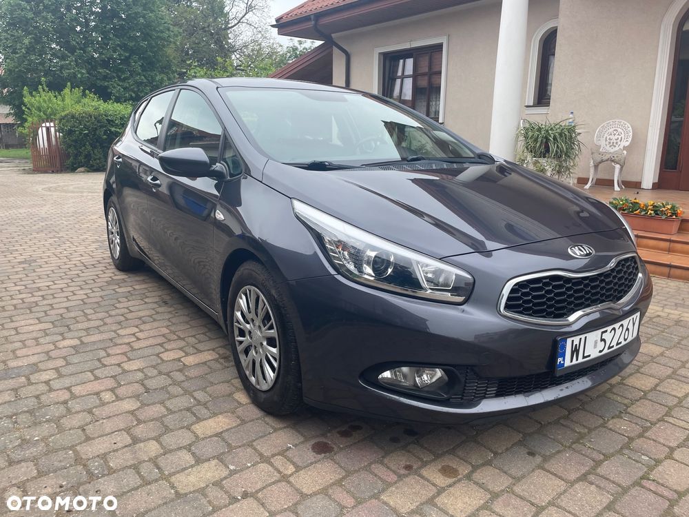 Kia Ceed 1.6 CRDi 115 ISG Vision - 18