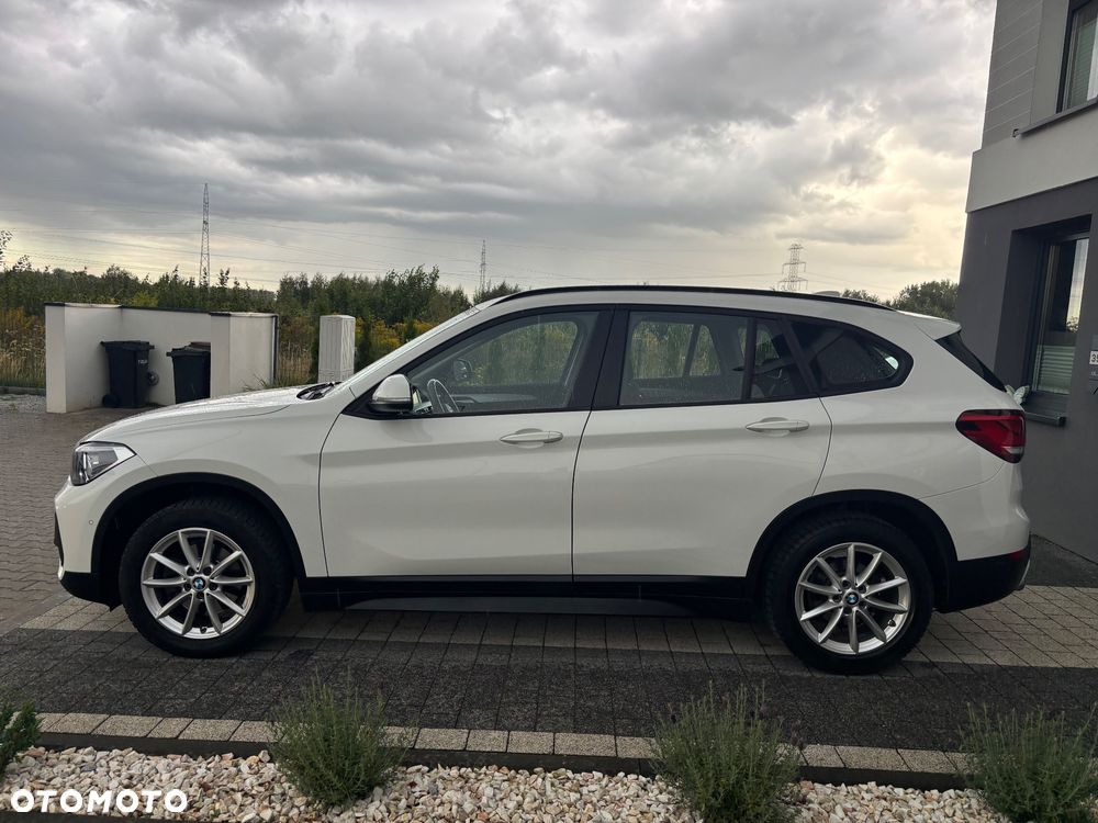 BMW X1 sDrive18i - 10