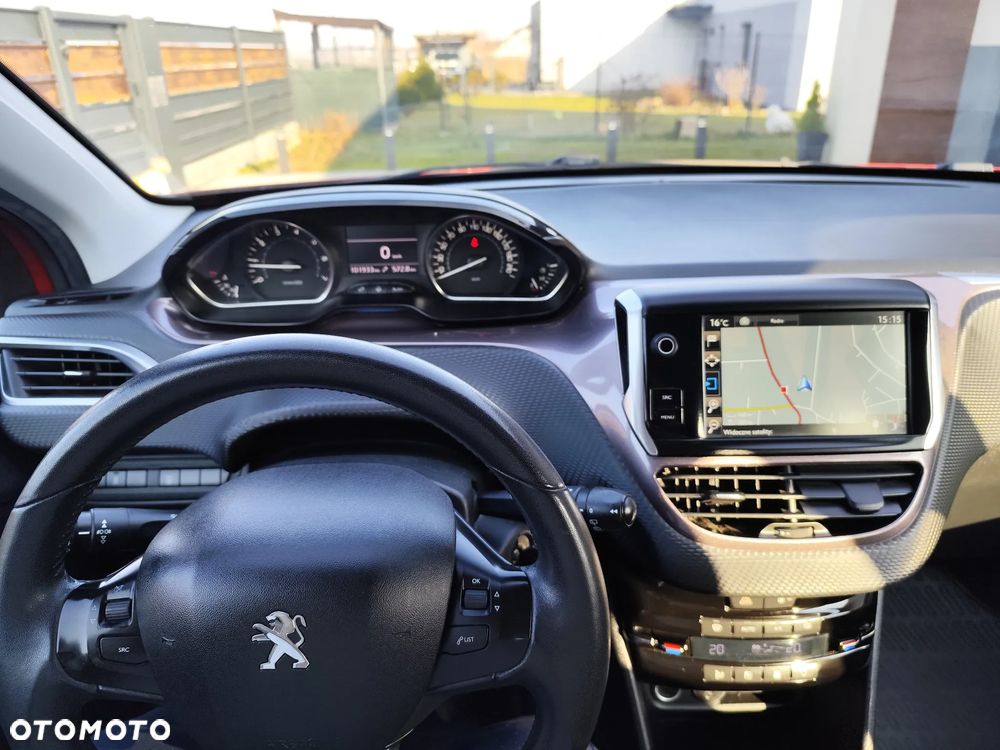 Peugeot 2008 1.2 Pure Tech Active - 17