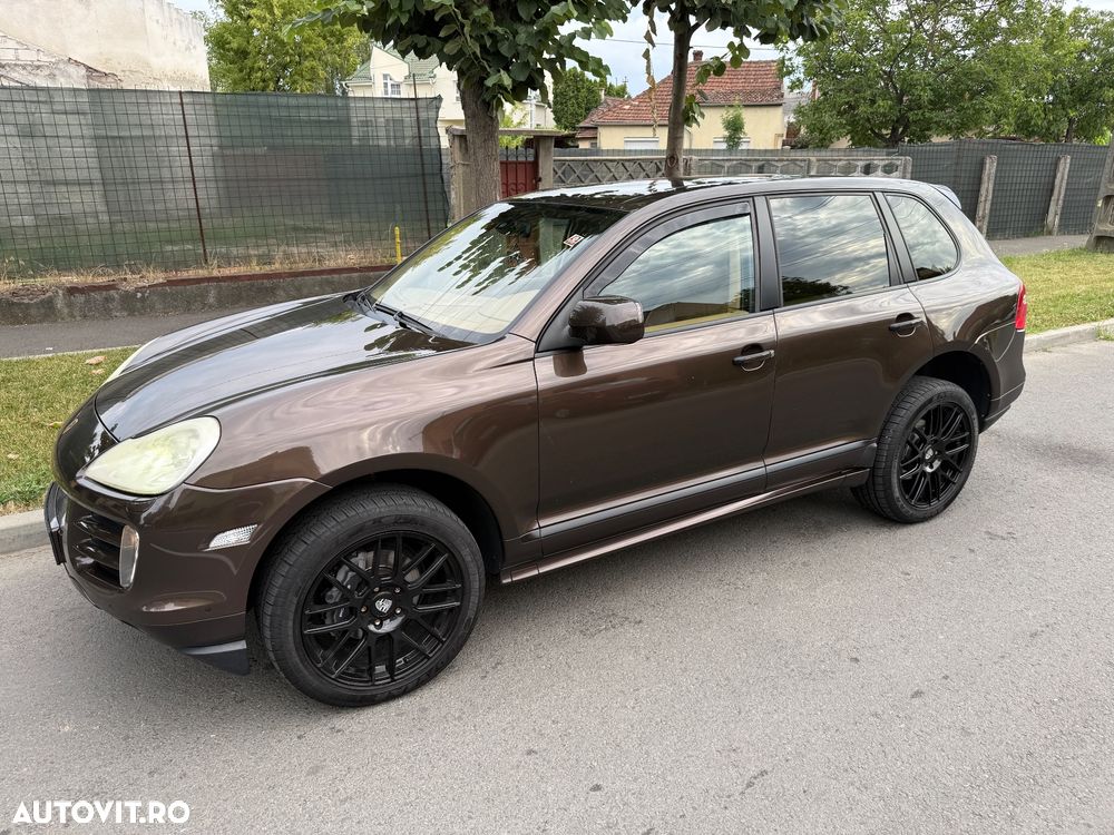 Porsche Cayenne 3.0 L V6 - 1
