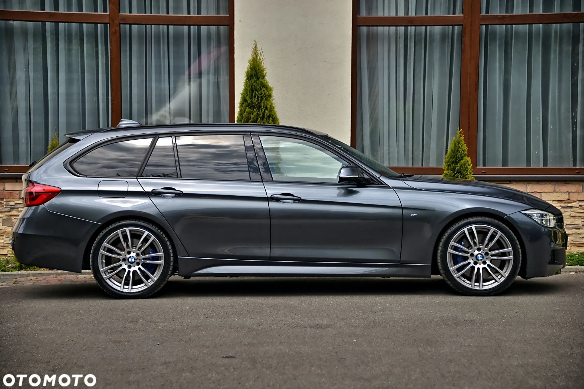 BMW Seria 3 325d Touring M Sport - 22
