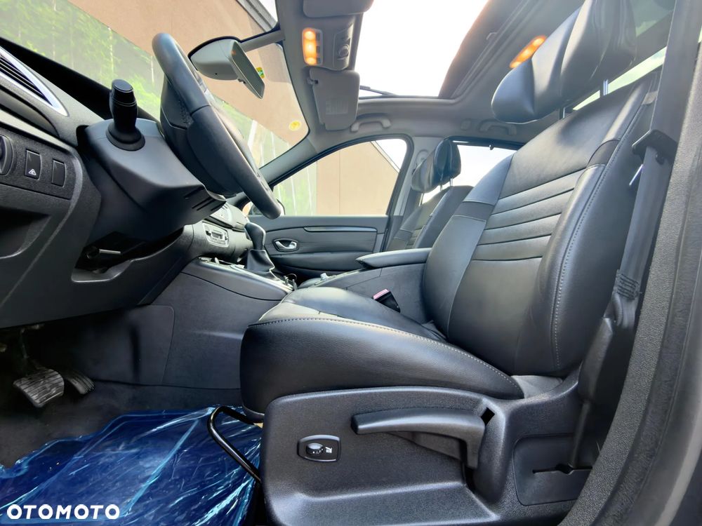 Renault Scenic 2.0 16V 140 CVT Dynamique - 17