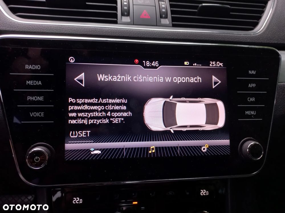 Skoda Superb 2.0 TDI Ambition DSG - 11