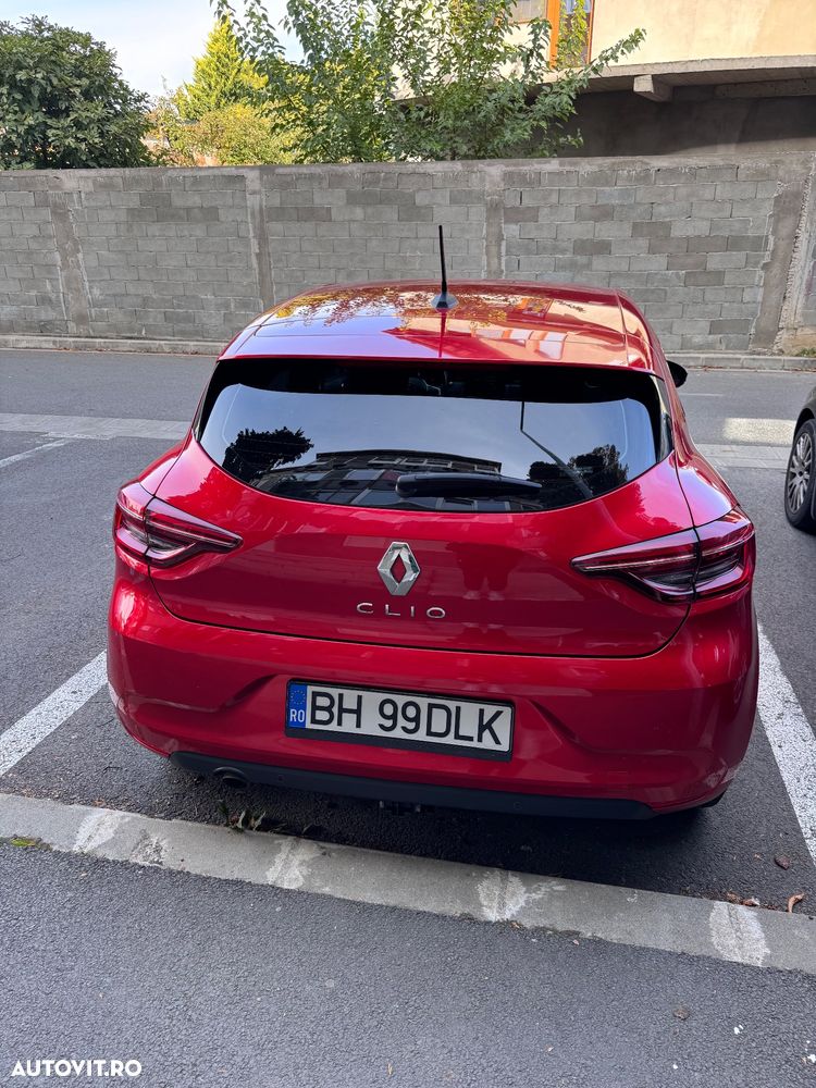 Renault Clio - 5