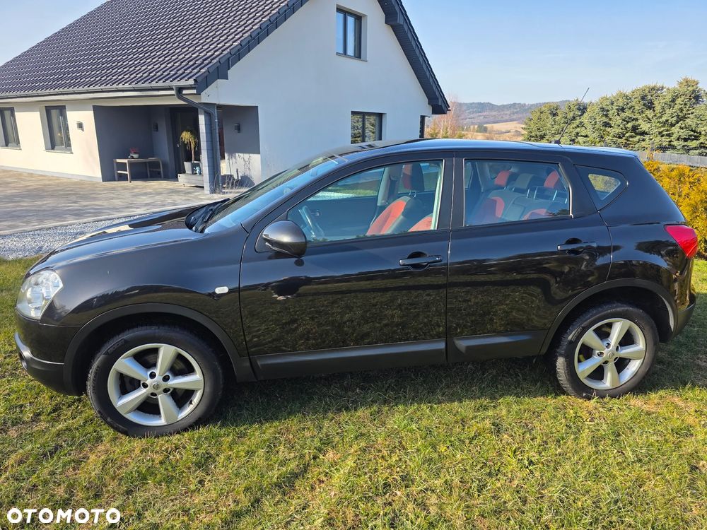 Nissan Qashqai 2.0 dCi DPF acenta - 5
