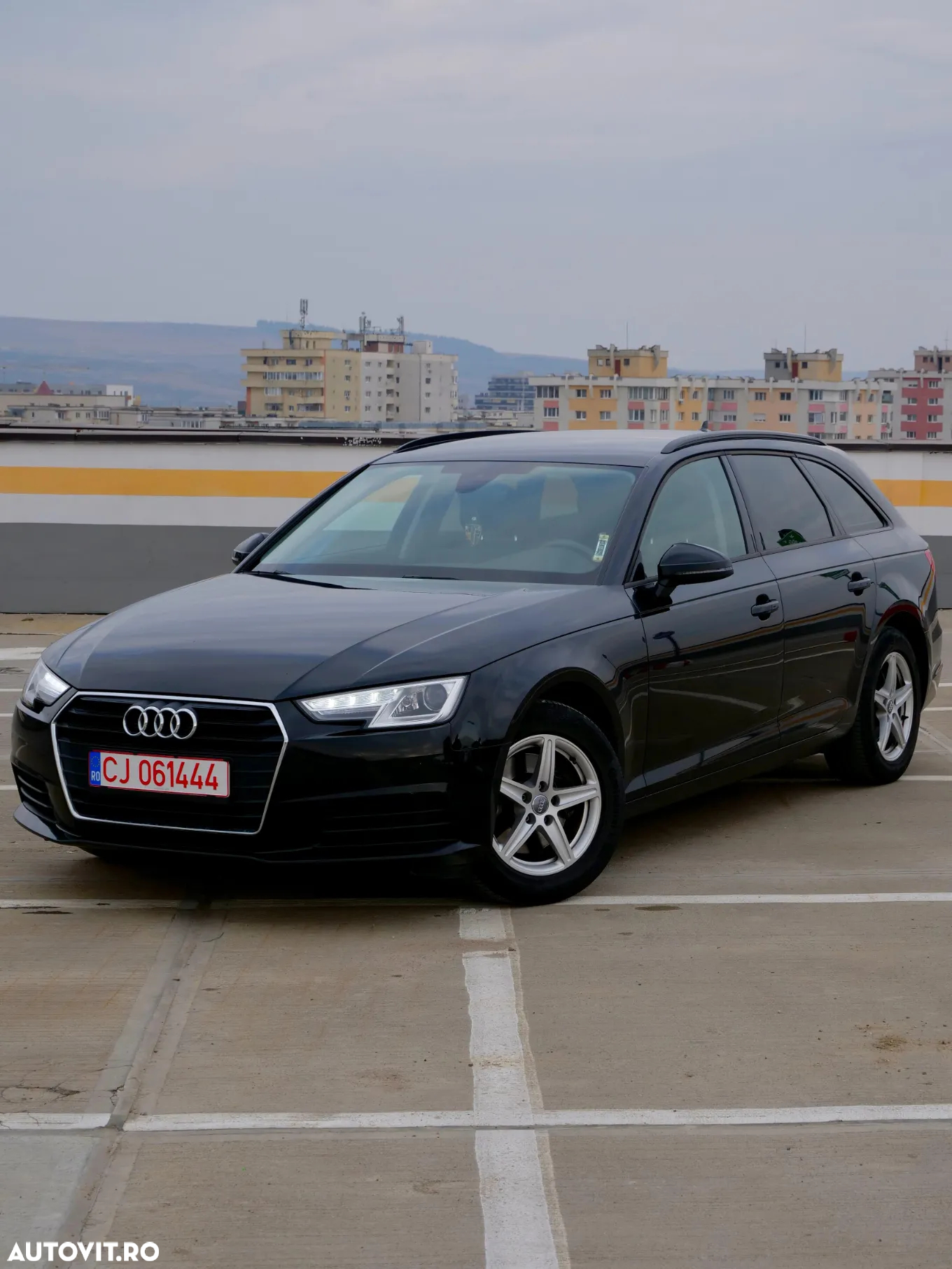 Audi A4 Avant 2.0 TDI S tronic - 16