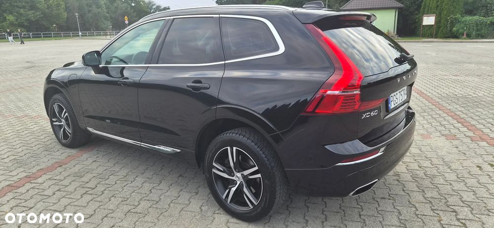 Volvo XC 60 T6 Plug-In Hybrid AWD Inscription - 24