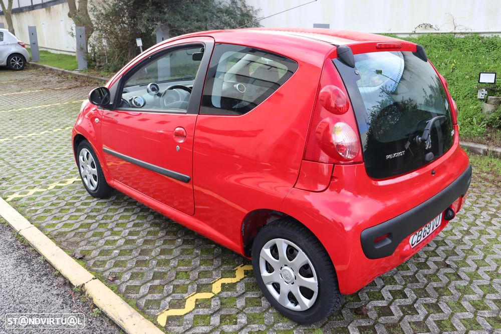 Peugeot 107 1.0 Urban - 45