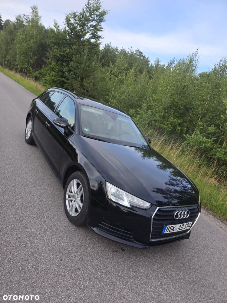 Audi A4 Avant - 1