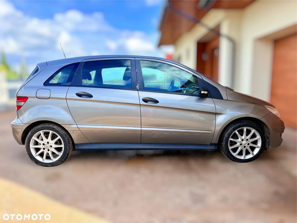 Mercedes-Benz Klasa B 180 CDI Special Edition - 6