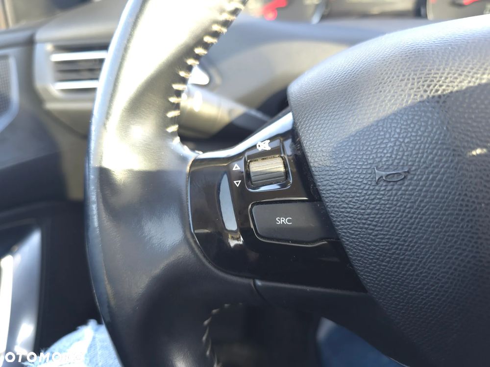 Peugeot 308 1.5 BlueHDi Business Line S&S - 21