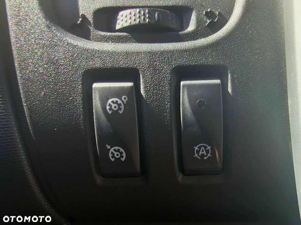 Renault Trafic - 34