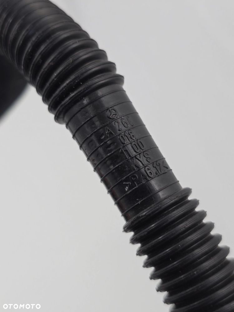 NOWY ORYGINALNY WĄŻ PRZEWÓD WLEWU OLEJU MERCEDES M260 2.0T A2600104900 - 7