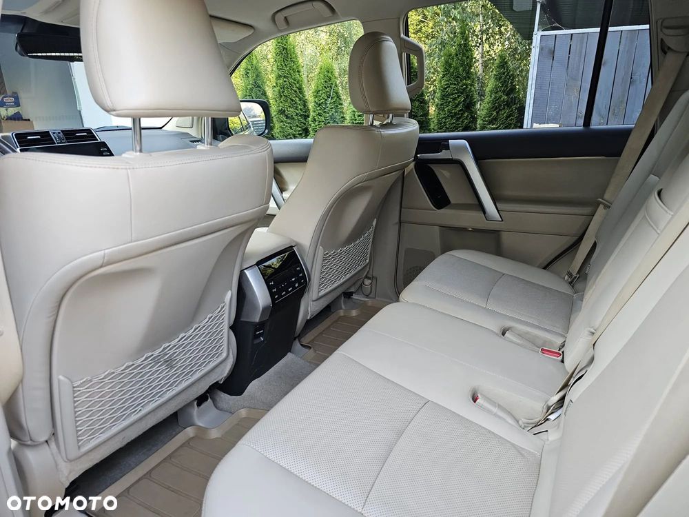 Toyota Land Cruiser LC 2.8 D-4D Invincible - 13