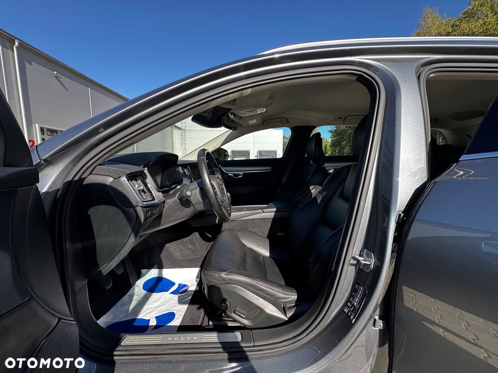 Volvo V90 D3 Momentum - 14