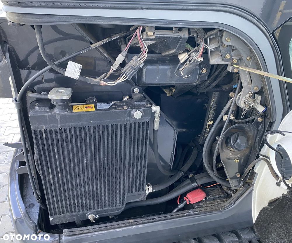 Bobcat E19 Minikoparka - 9