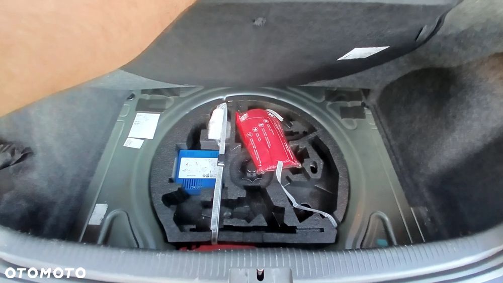 Volkswagen Golf VI 1.4 Comfortline - 27