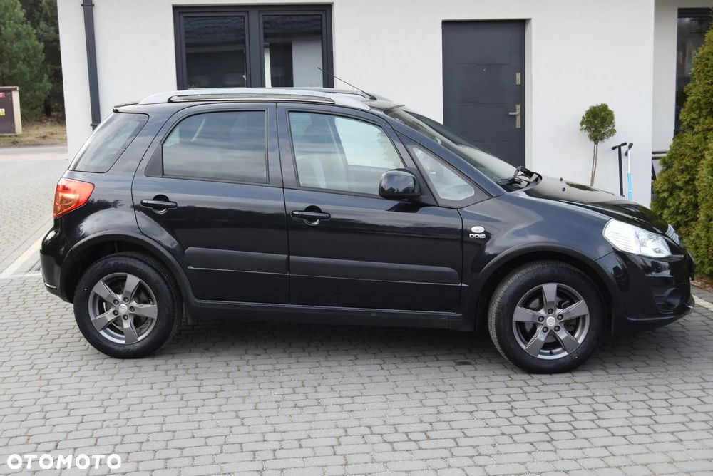 Suzuki SX4 2.0 DDiS Premium 4WD - 11