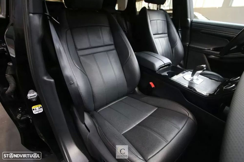 Land Rover Range Rover Evoque 1.5 P300e AWD Dynamic SE — fotografia 17