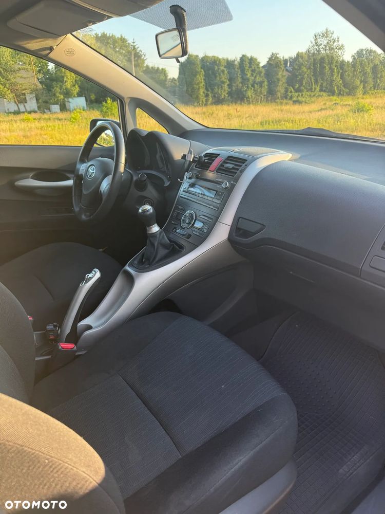 Toyota Auris - 6