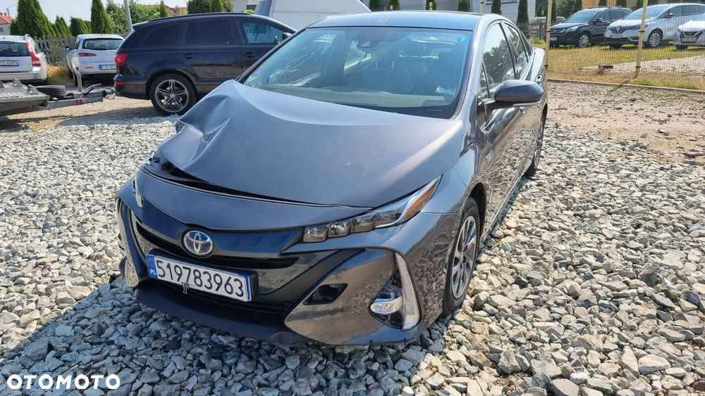 Toyota Prius Hybrid Executive - 18