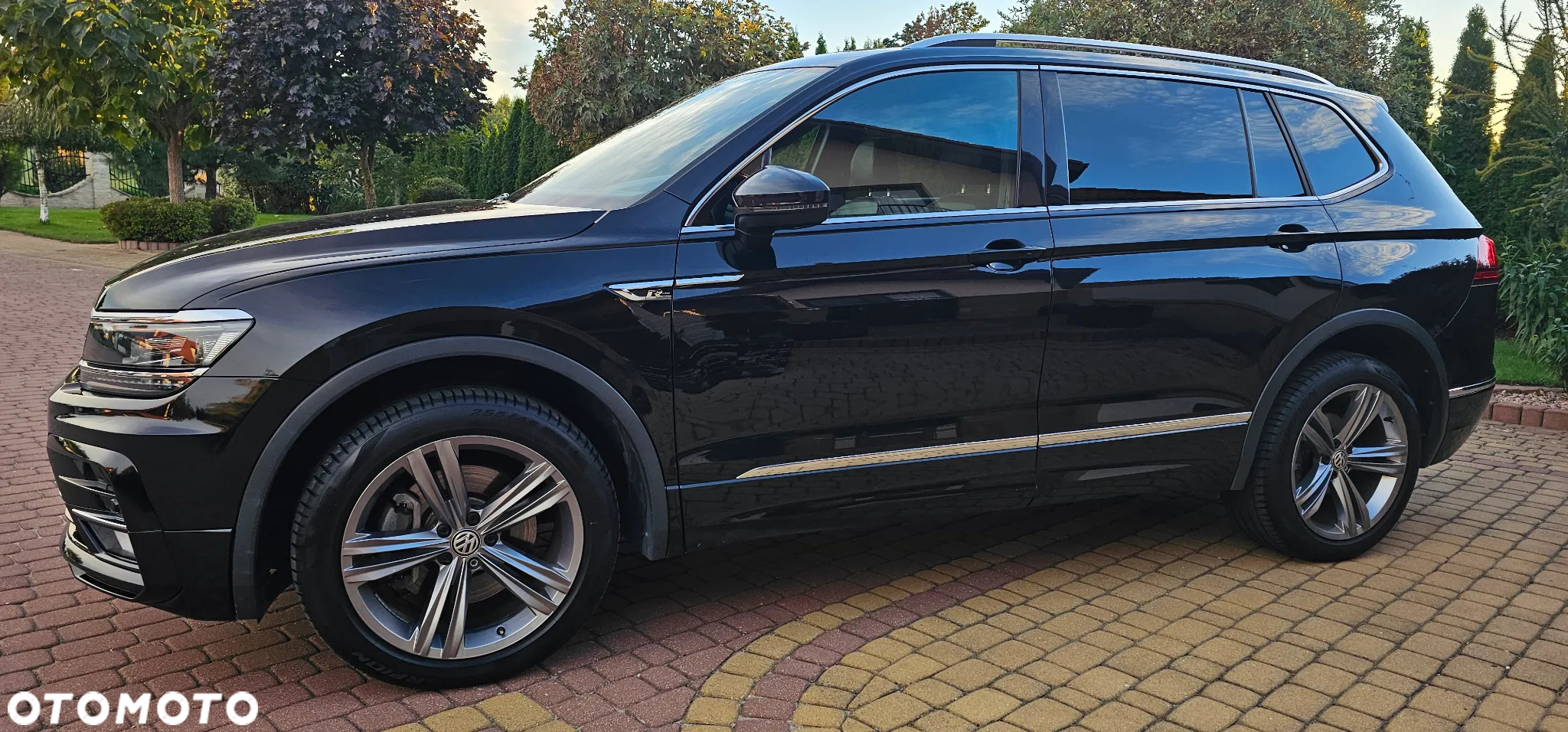 Volkswagen Tiguan 2.0 TSI 4Mot R-Line DSG - 27