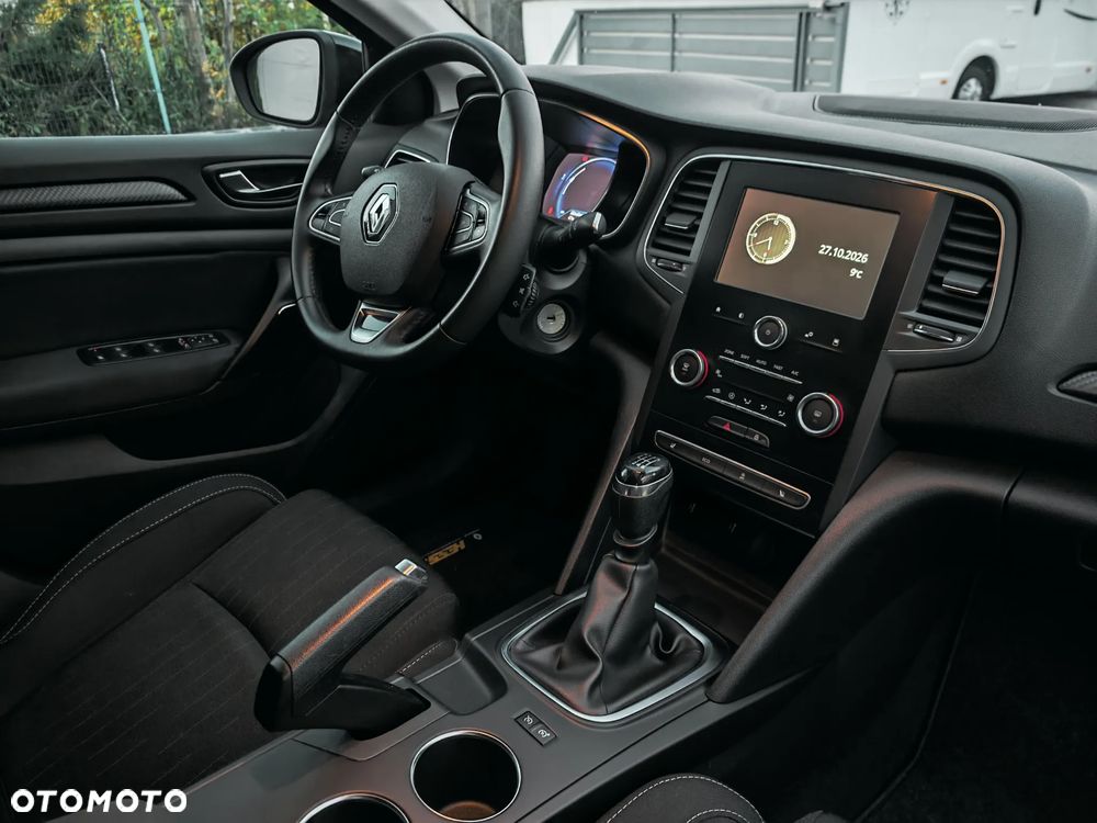 Renault Megane TCe 140 GPF LIMITED - 18