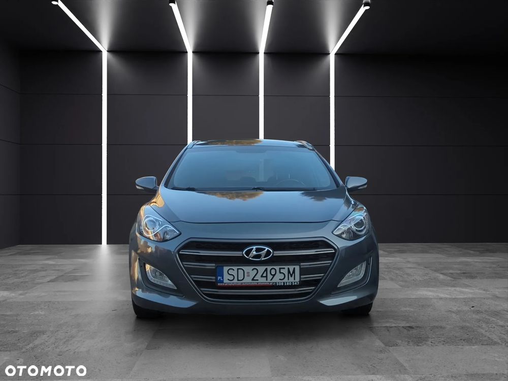Hyundai i30 1.6 D Premiere Style - 2
