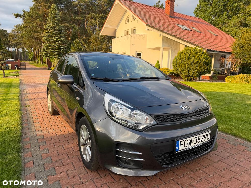 Kia Rio 1.1 CRDI Dream Team Edition - 23
