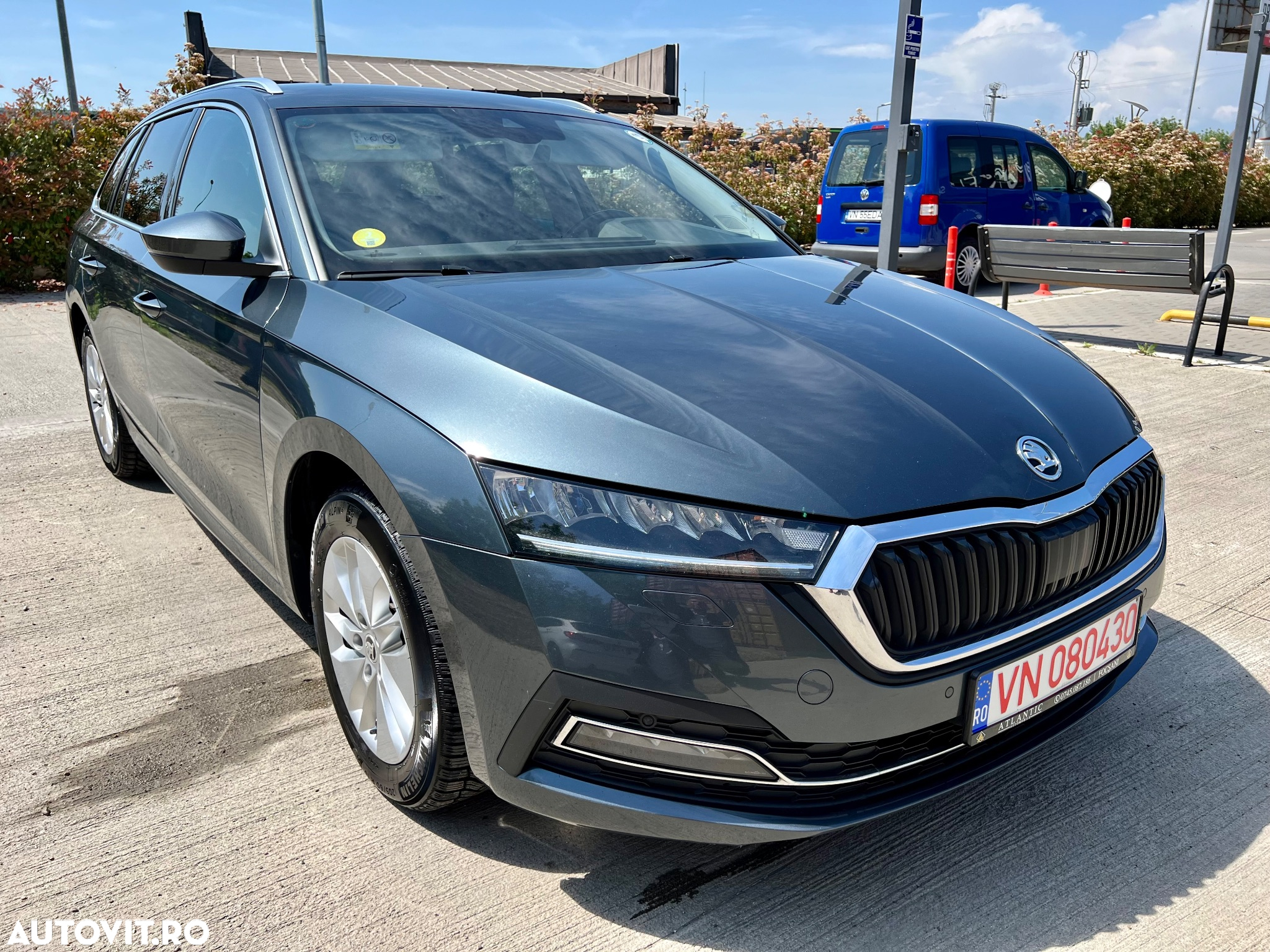 Skoda Octavia Combi 2.0 TDI (Green tec) DSG Ambition - 2