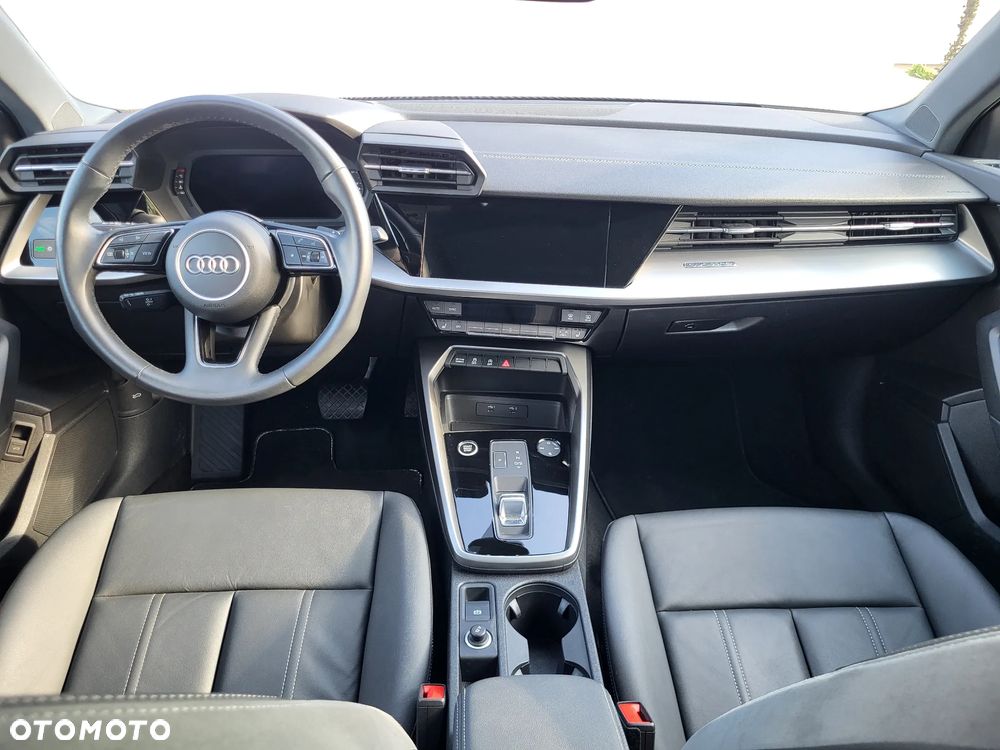 Audi A3 Limousine 40 TFSI quattro S tronic advanced - 11