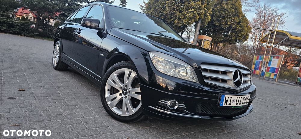 Mercedes-Benz Klasa C 180 BlueEFFICIENCY Avantgarde - 10