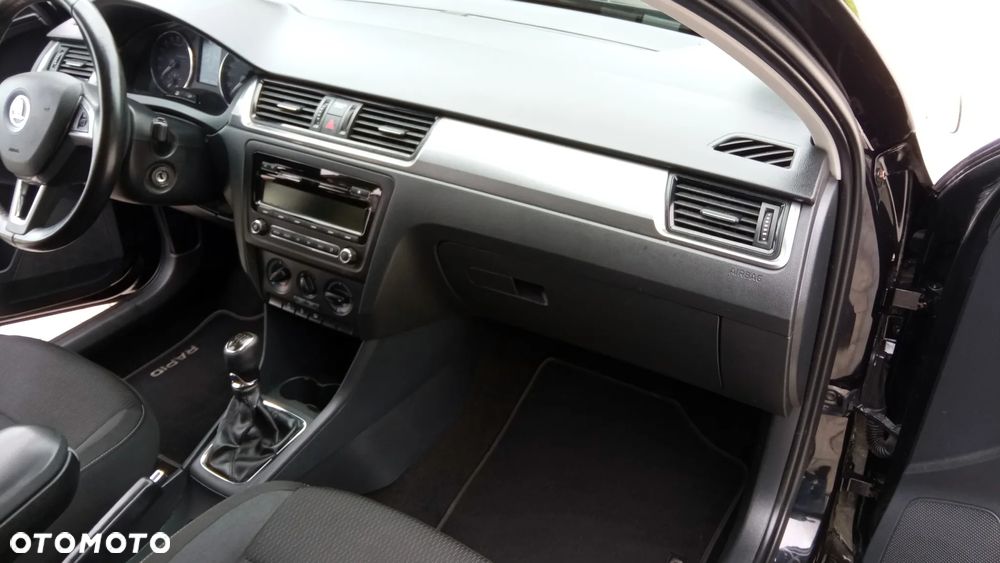 Skoda RAPID - 21