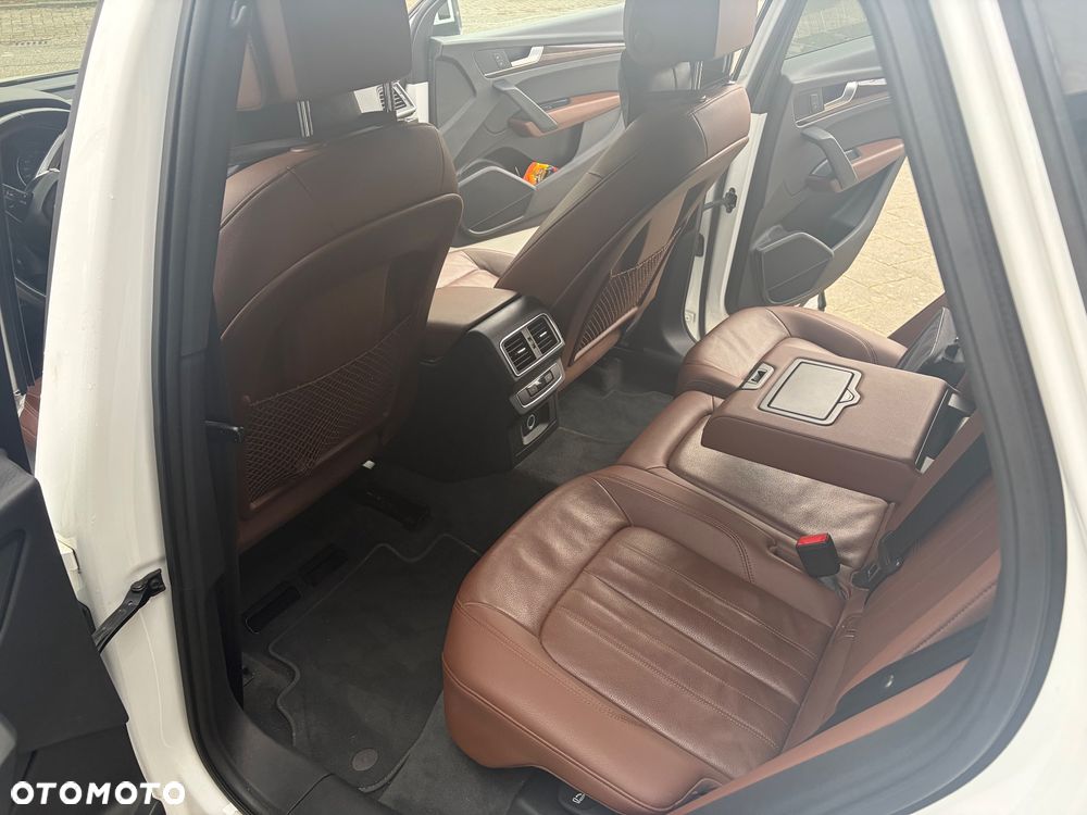 Audi Q5 2.0 TFSI Quattro S tronic design - 3