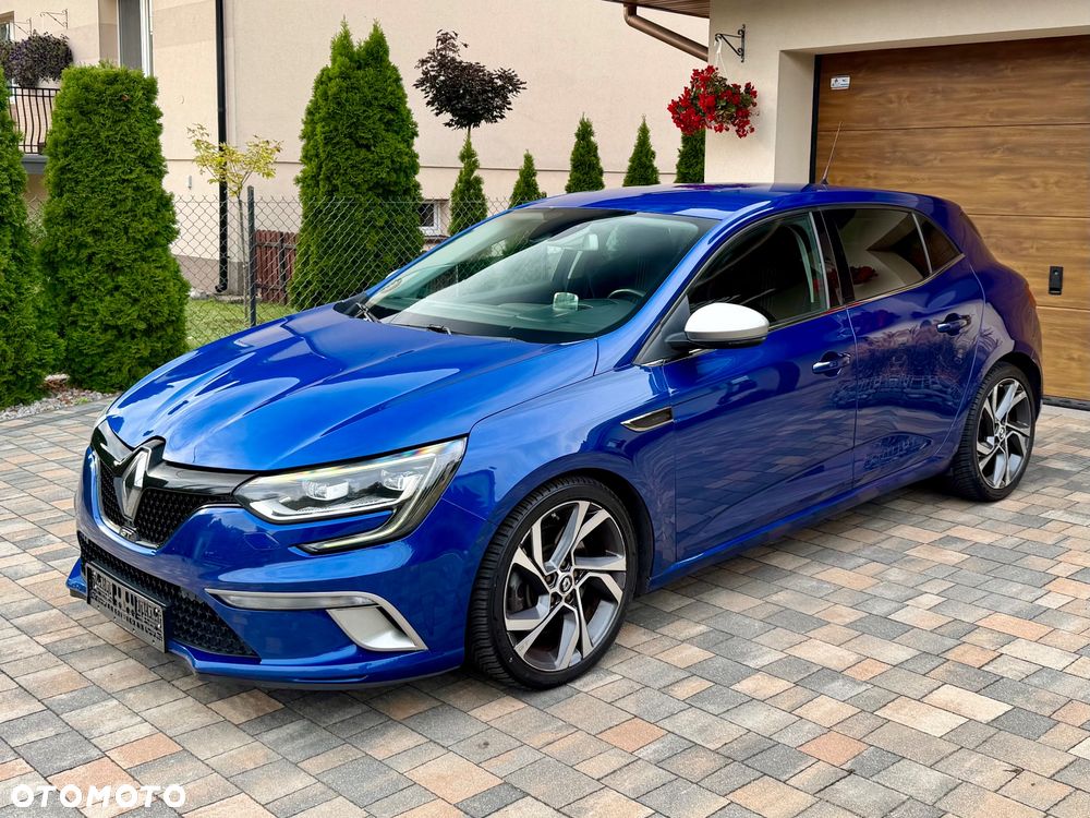 Renault Megane ENERGY TCe 205 EDC GT - 2