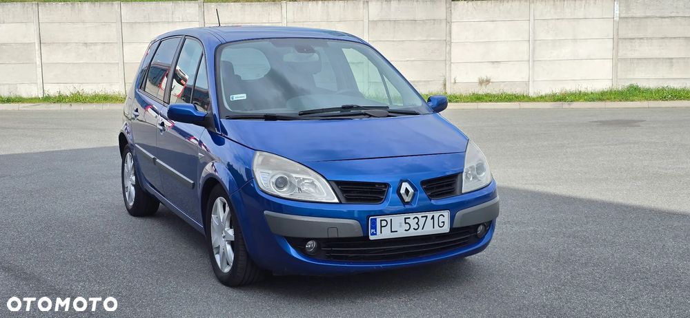 Renault Scenic 2.0 16V Emotion - 1