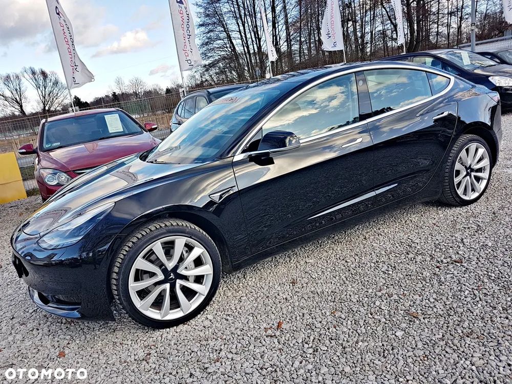 Tesla Model 3 Standard Reichweite Plus Hinterradantrieb - 4