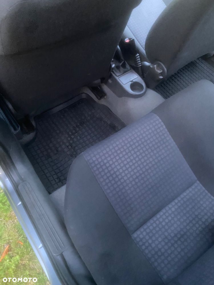 Opel Corsa - 23