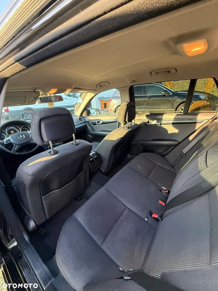 Mercedes-Benz Klasa C 200 CDI BlueEff Elegance - 13