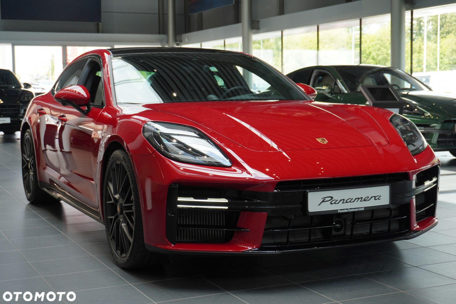 Porsche Panamera - 4
