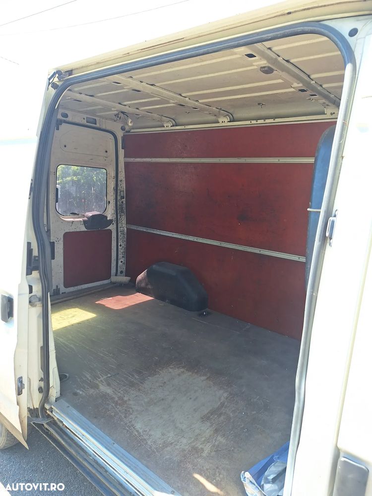 Ford TRANSIT 125T300 - 10