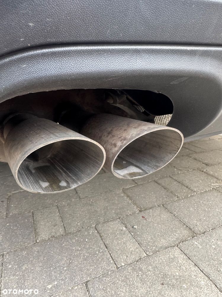 Volkswagen Passat 2.0 TDI DPF DSG Trendline - 30