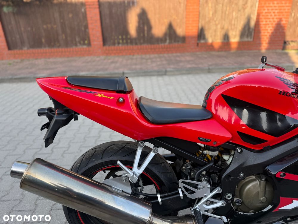 Honda CBR - 8
