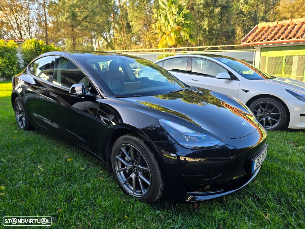 Tesla Model 3 Standard Range Plus RWD - 3