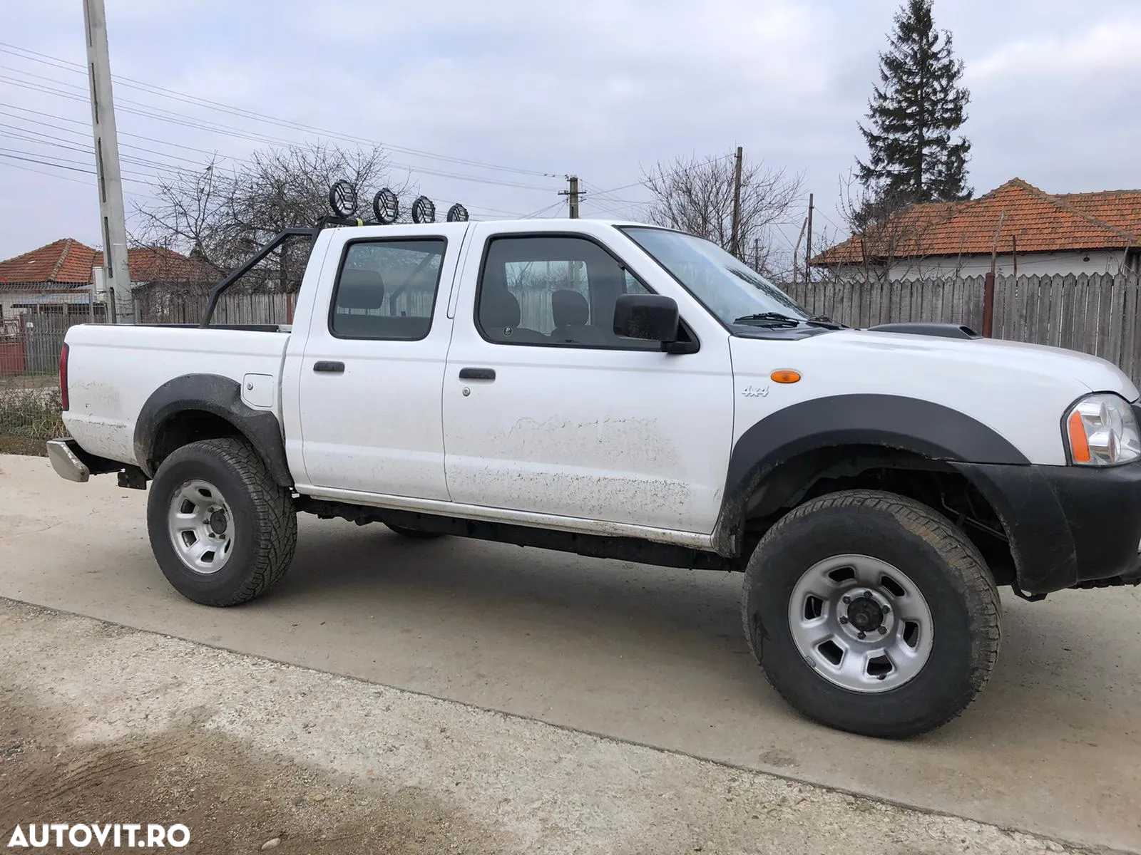 Nissan Navara D22 - 8