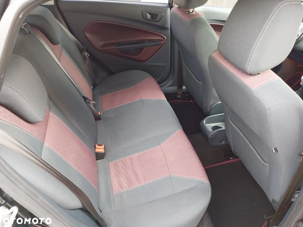 Ford Fiesta 1.25 Platinium X EU5 - 17
